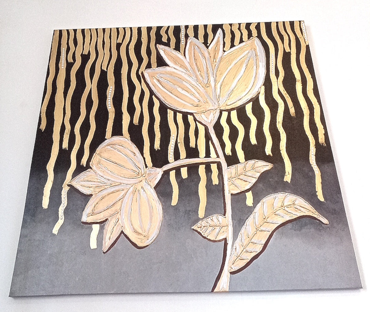 Quadro Canvas Nightly Flower - Opera d'Arte Materica con Foglia Oro 96x96cm