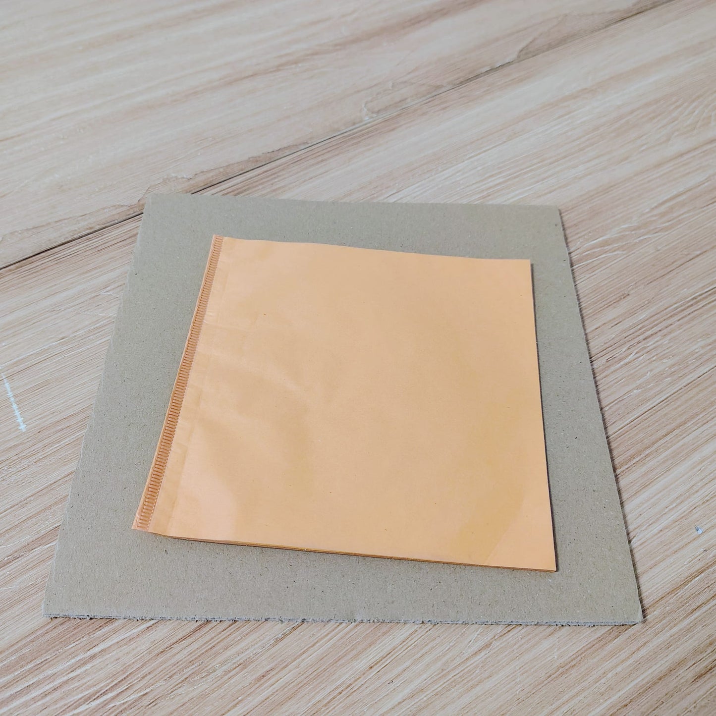 Imitation Silver Leaf 14x14 cm Booklet of 25 Sheets